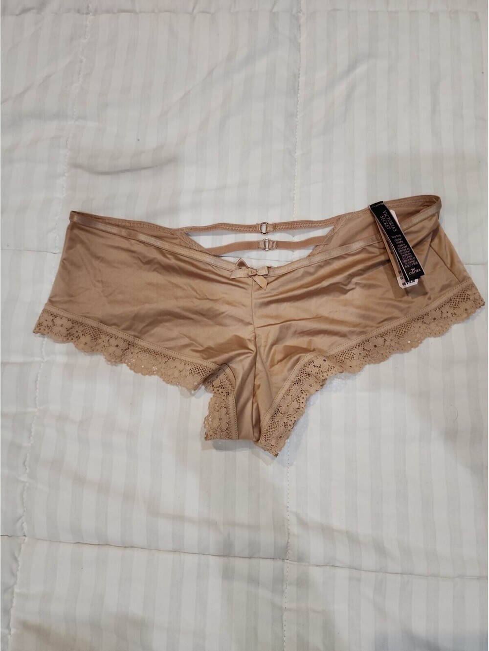 NWT VICTORIA SECRET NUDE BEIGE Very Sexy  CHEEKY Cheeky  Sz M RN#54867
